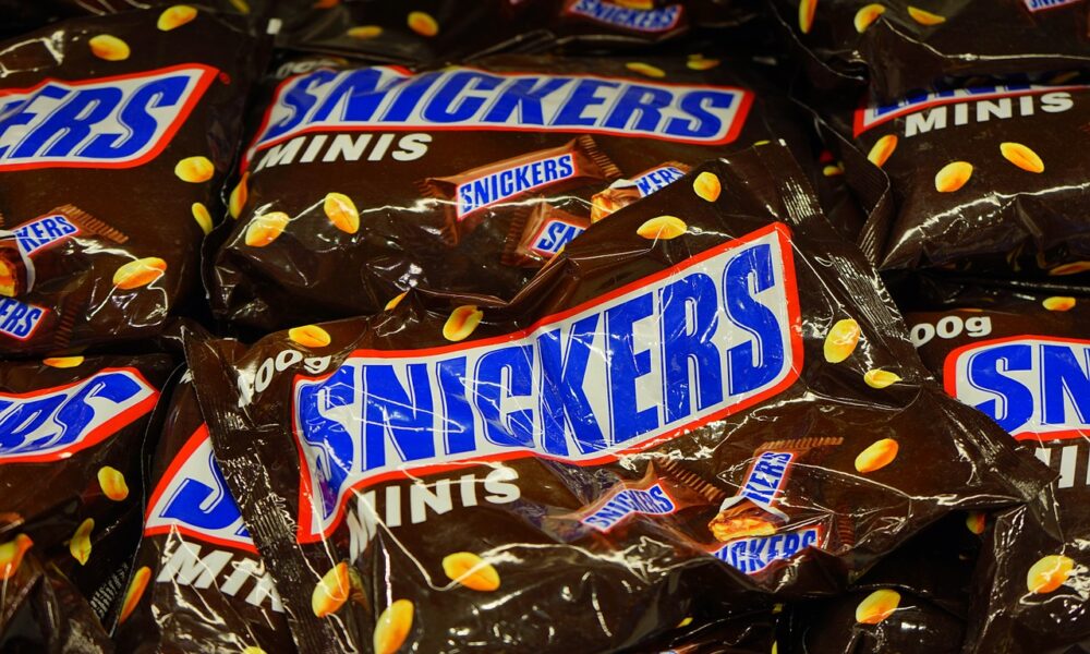 Canadian chocolate bar market essay example 08 picture