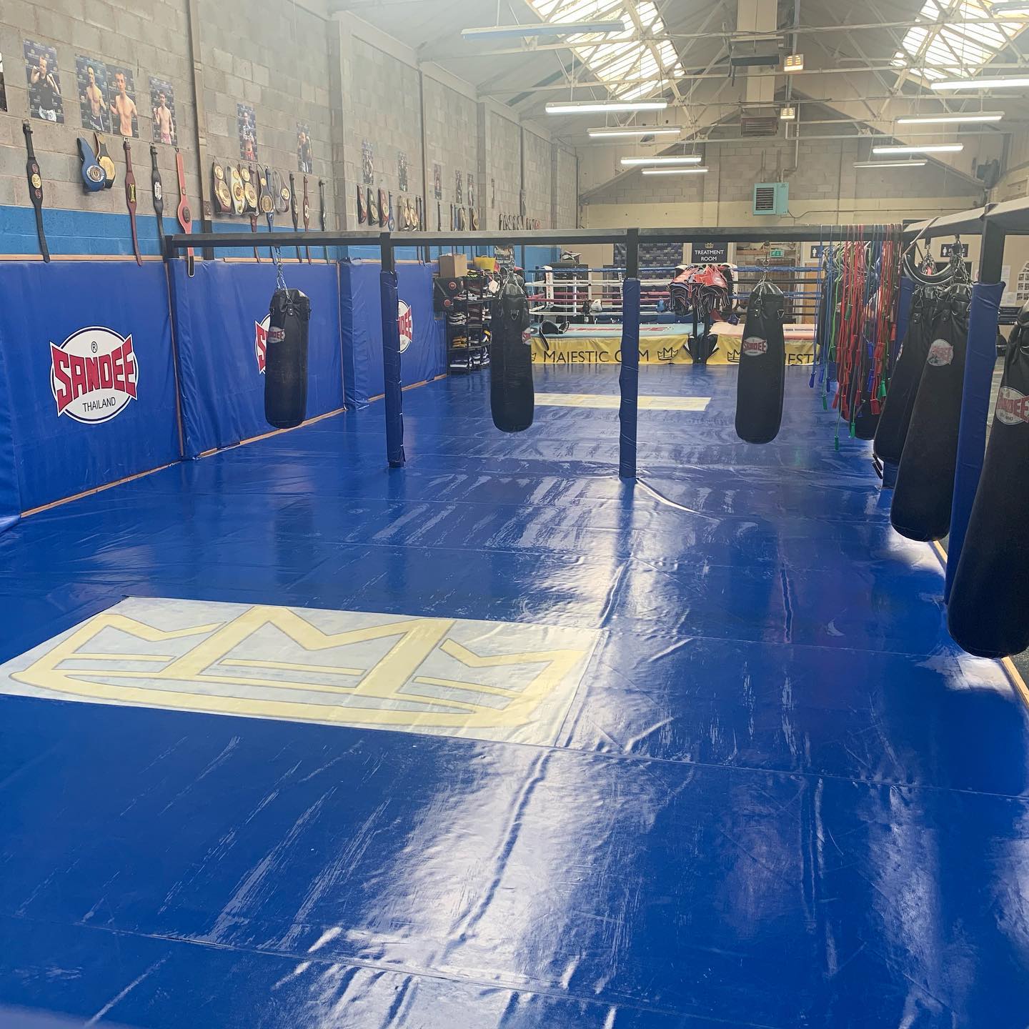 Greater Manchester gym says it will stay open during new national